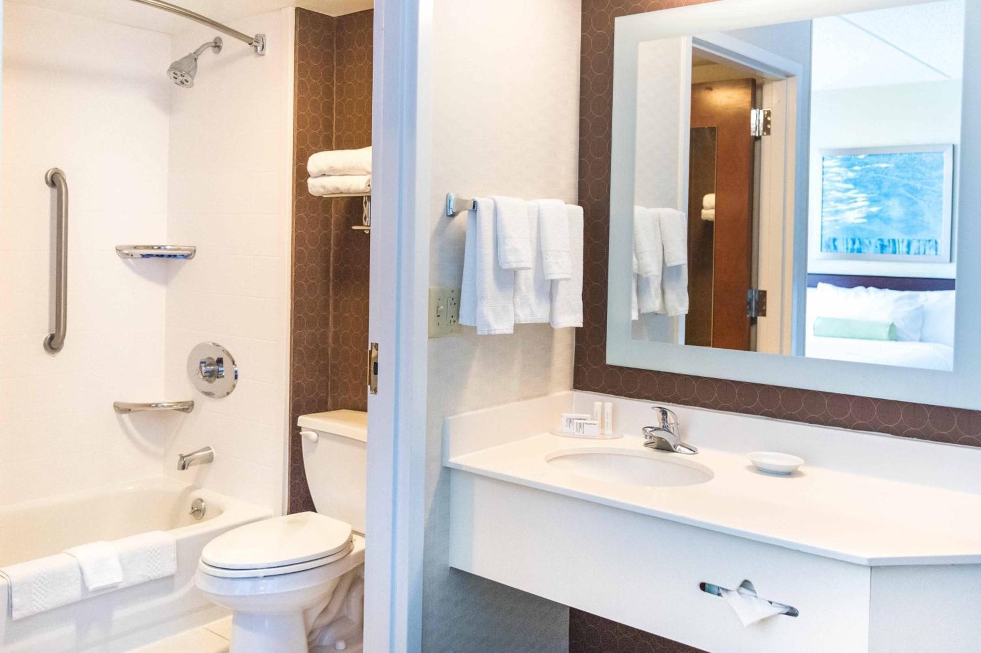 Hotel Springhill By Marriott Chicago Naperville 3*
