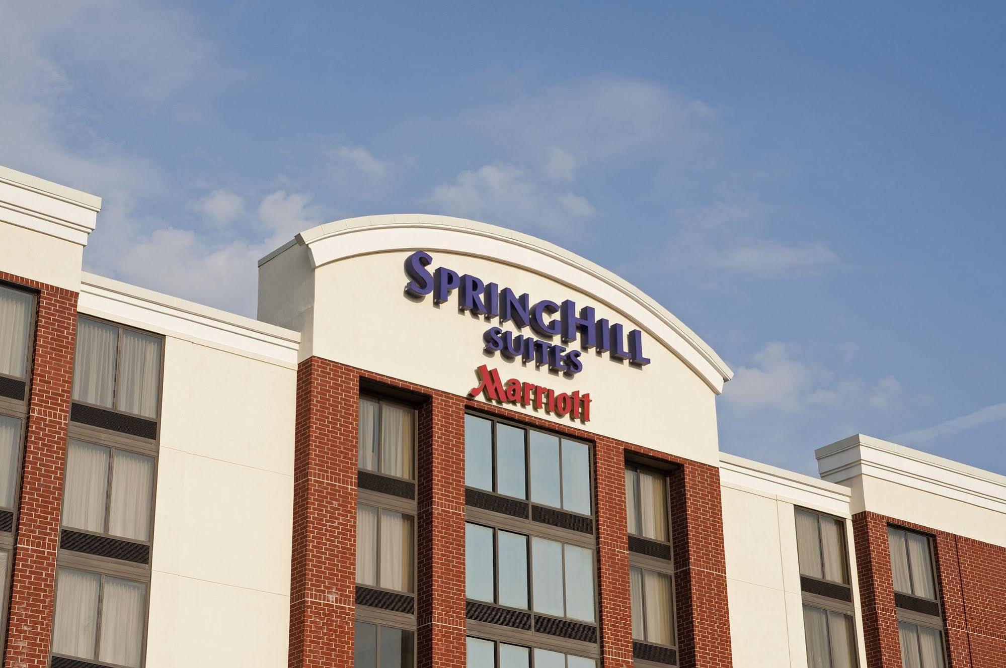 Springhill By Marriott Chicago Naperville 3*